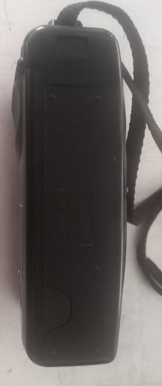 Cámara Olympus Trip Panorama Negra