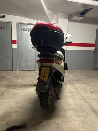 Piaggio Typhoon 49cc Scooter Blanca 