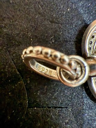 Pandora Charm Abeja Plata