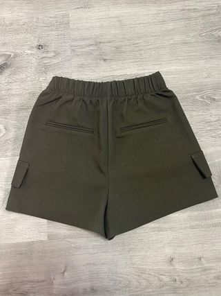 Falda pantalón verde militar