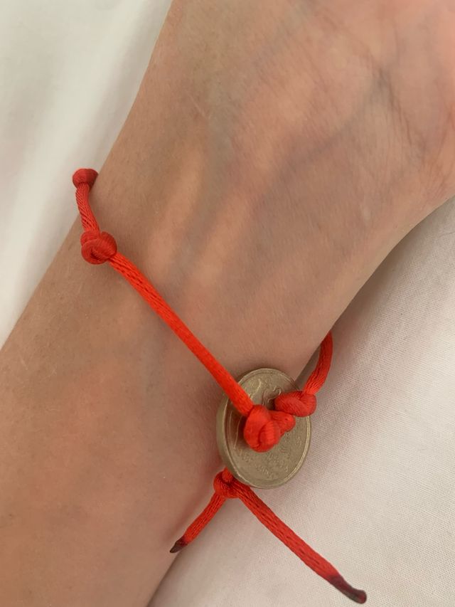 Pulsera hilo rojo protección, dinero , amor
