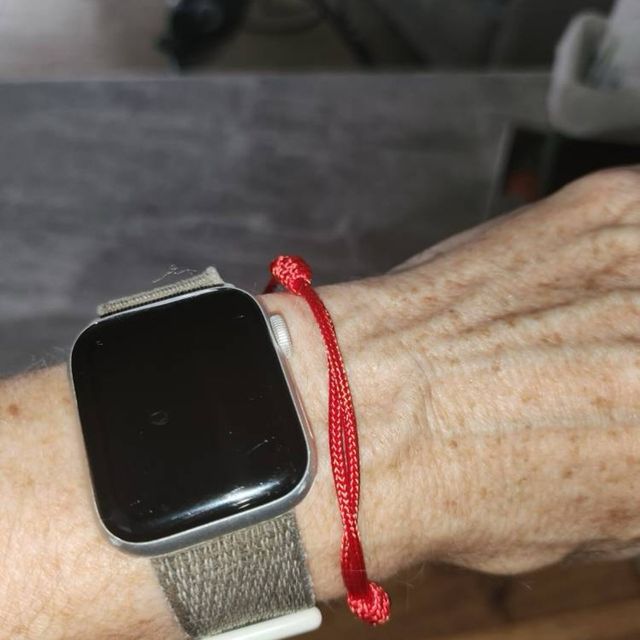 Pulsera hilo rojo protección, dinero , amor