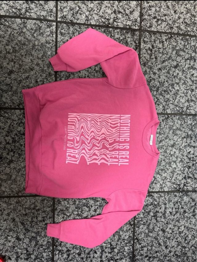 Sudadera rosa con estampado