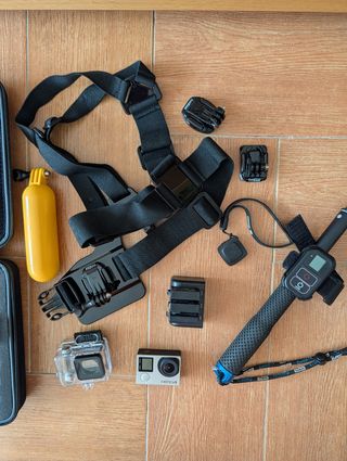 GoPro Hero 4 Silver + Accesorios