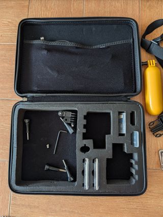 GoPro Hero 4 Silver + Accesorios