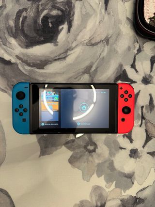 Nintendo Switch Azul y Rojo