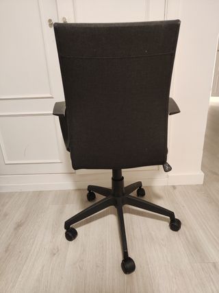 Silla de oficina ergonómica giratoria