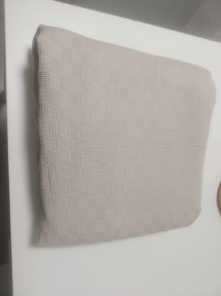 Colcha IKEA Beige