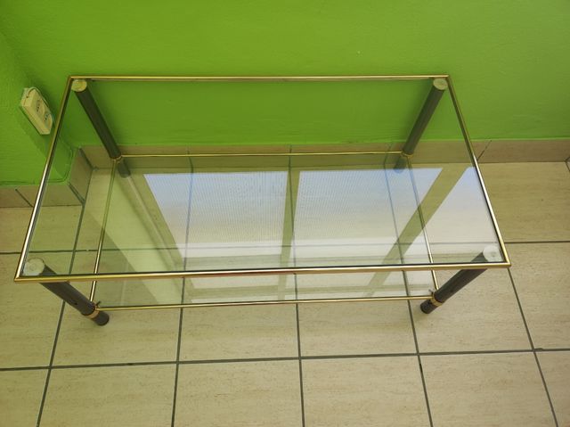 Mesa de centro cristal y metal dorado