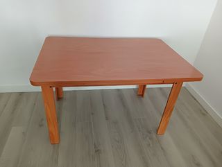 Mesa de comedor extensible de madera