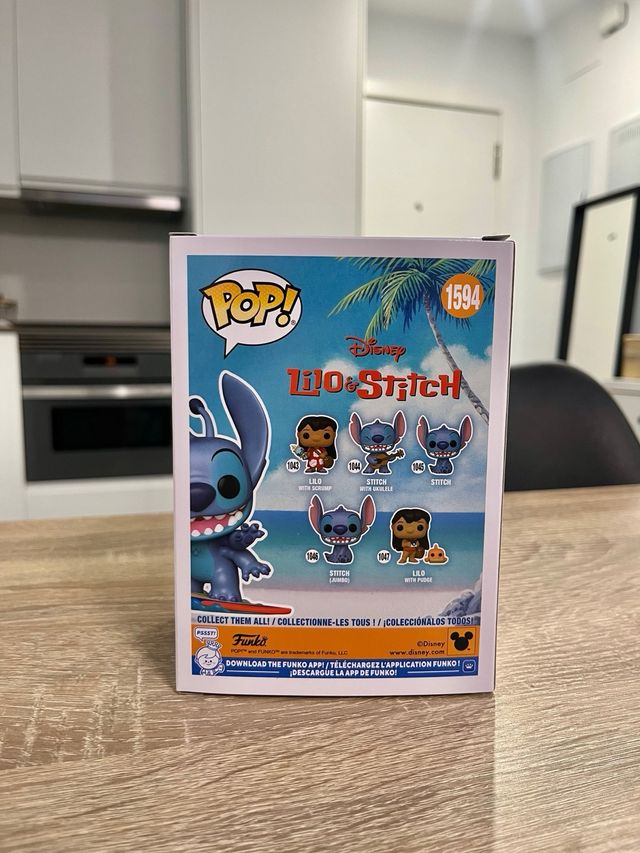 Funko Pop Stitch on Surfboard n°1594