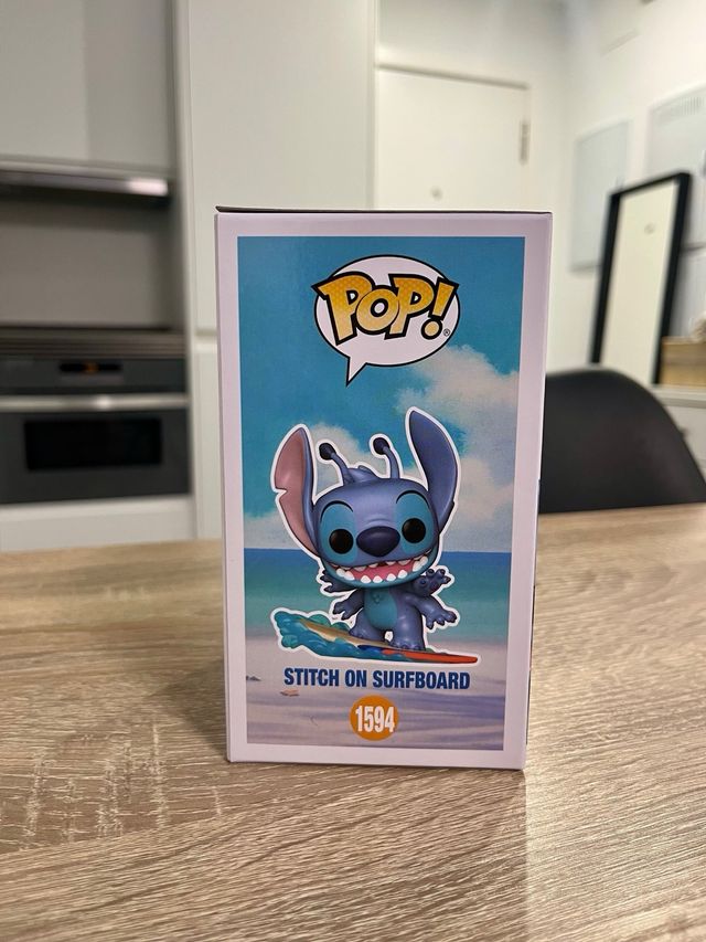 Funko Pop Stitch on Surfboard n°1594