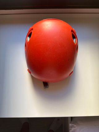 Casco de escalada naranja