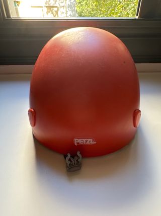 Casco de escalada naranja
