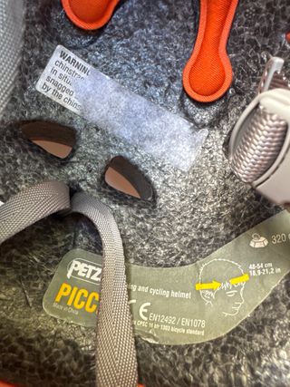 Casco de escalada naranja