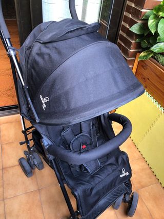 Silla de paseo bebé negra