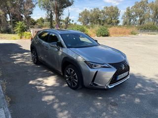 Lexus UX 2020