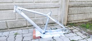 Telaio bici alluminio ultraleggero