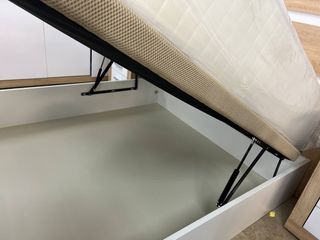 Cama 135cm con almacenaje y colchón nuevo