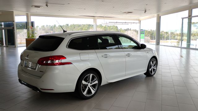Peugeot 308 SW PureTech 130 S&S GT Line EAT8 96 kW (130 CV)