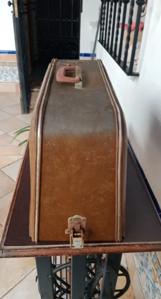 Máquina de coser Refrey Transforma