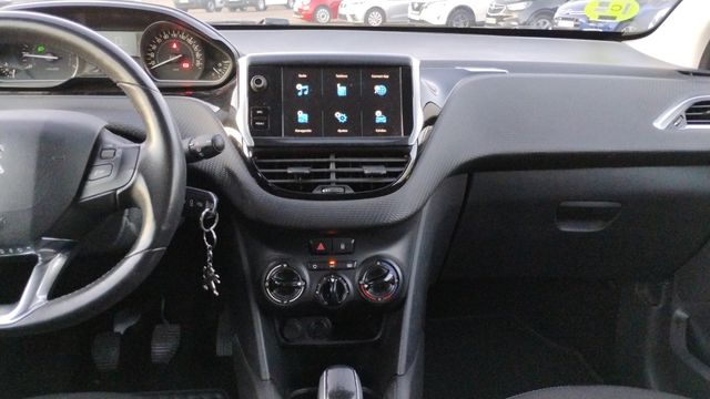 Peugeot 208 PureTech 82 Style 60 kW (82 CV)