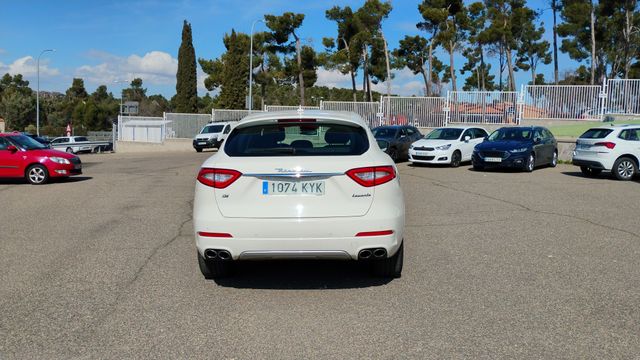 Maserati Levante V6 GranLusso AWD 202 kW (275 CV)