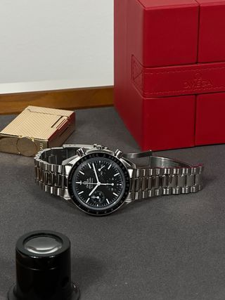 Omega Speedmaster Reduced Zafiro 39mm Negro