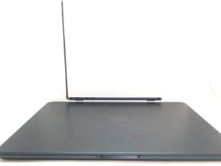 portatil apple apple macbook air m2 8-core 3.4 13 (8gpu) (2022) (a2681)