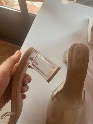 Tacones Stradivarius Beige Transparentes
