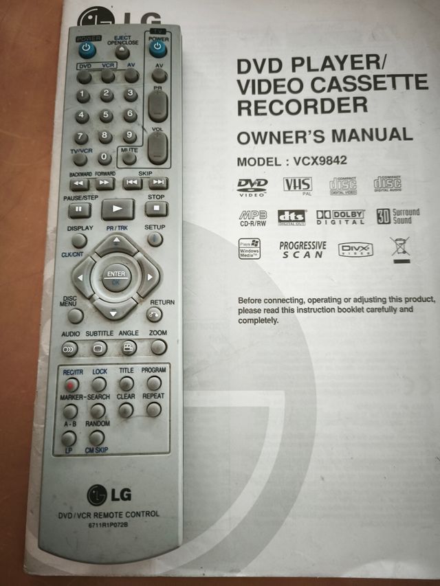Grabadora DVD y Video LG VCX9842