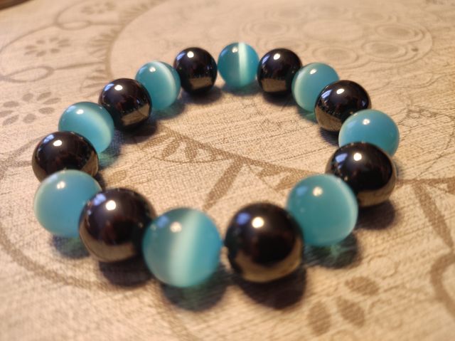 Pulsera Azul y Plata.