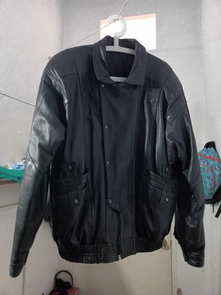 Chaqueta de cuero para moto