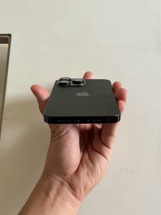 iPhone 14 Pro Max 256GB Negro + fundas y protector