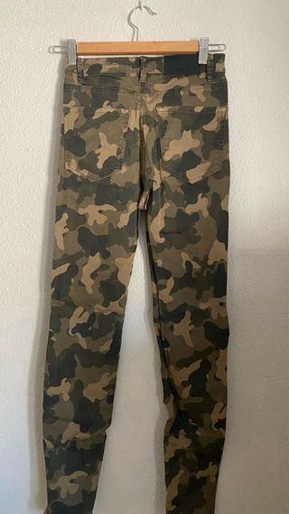 Pantalones vaqueros militares camuflaje