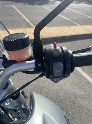 BMW R1200 R 2008  Muy buen estado  56.700 km