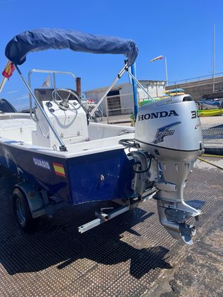 Barco Open + motor fueraborda 4T + remolque