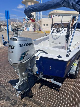 Barco Open + motor fueraborda 4T + remolque