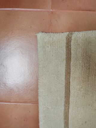 Alfombra Beige y Marrón Diseño Geométrico.