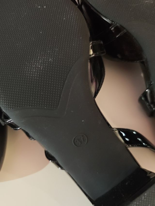 Scarpe Shein nere con cinturino- numero 37