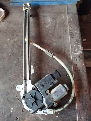 Elevalunas Trasero Derecho Renault Laguna 2
