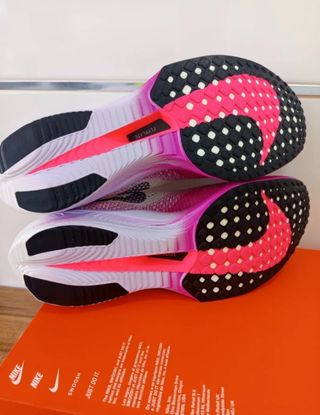 Nike Vaporfly ZoomX Next% 3