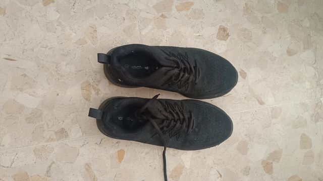 Deportivas negras talla 38
