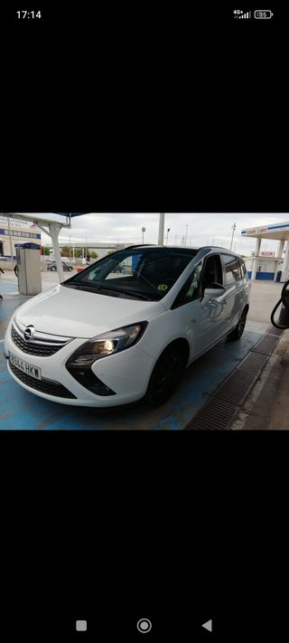 Opel Zafira Tourer 2012