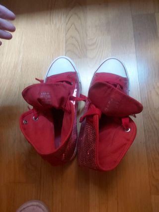 Zapatillas Zara Lentejuelas Rojas