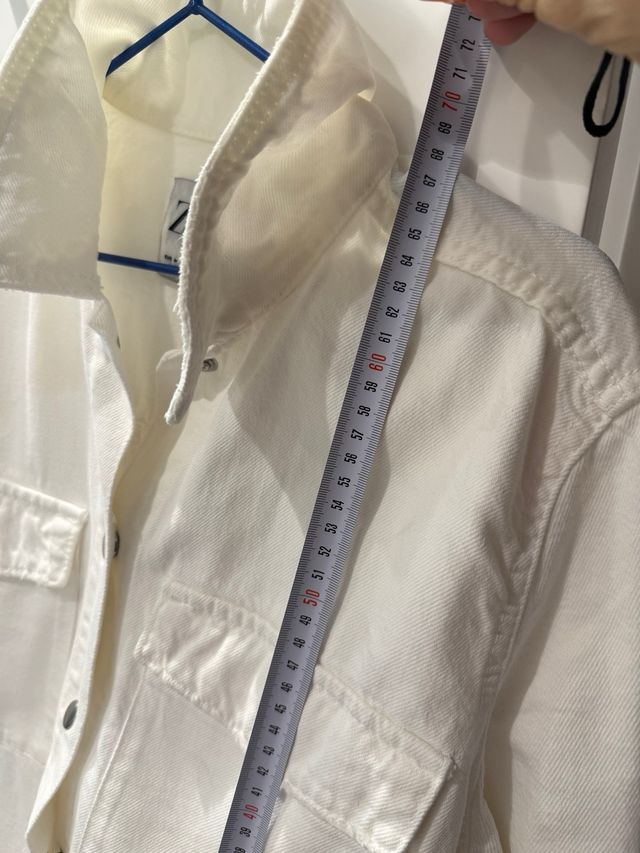 Chaqueta Zara Blanca