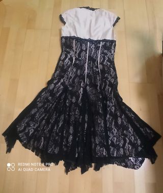 Vestido de fiesta de diseño. 