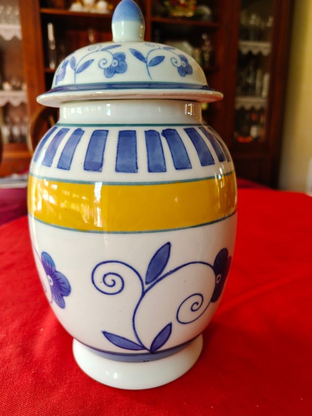 Conjunto Cerámica: Tibor, Bombonera y Cenicero