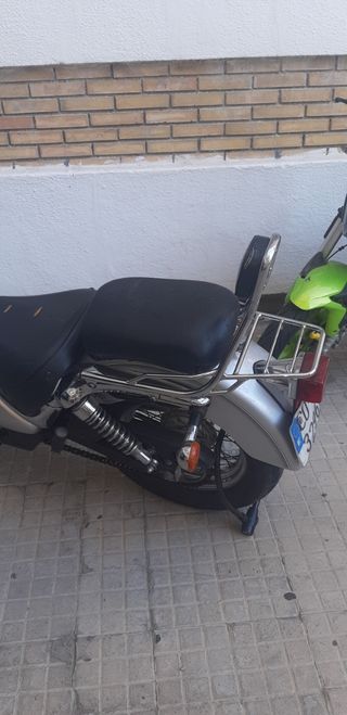 Suzuki Intruder 250cc telf 633 58 63 13