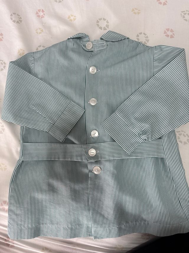 Bata guardería rayas verde